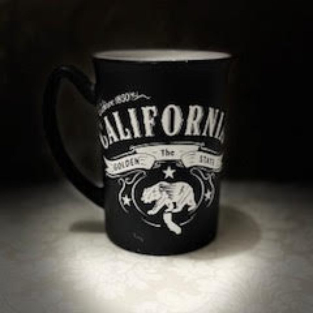 Oversized California Coffee Mug-Black
